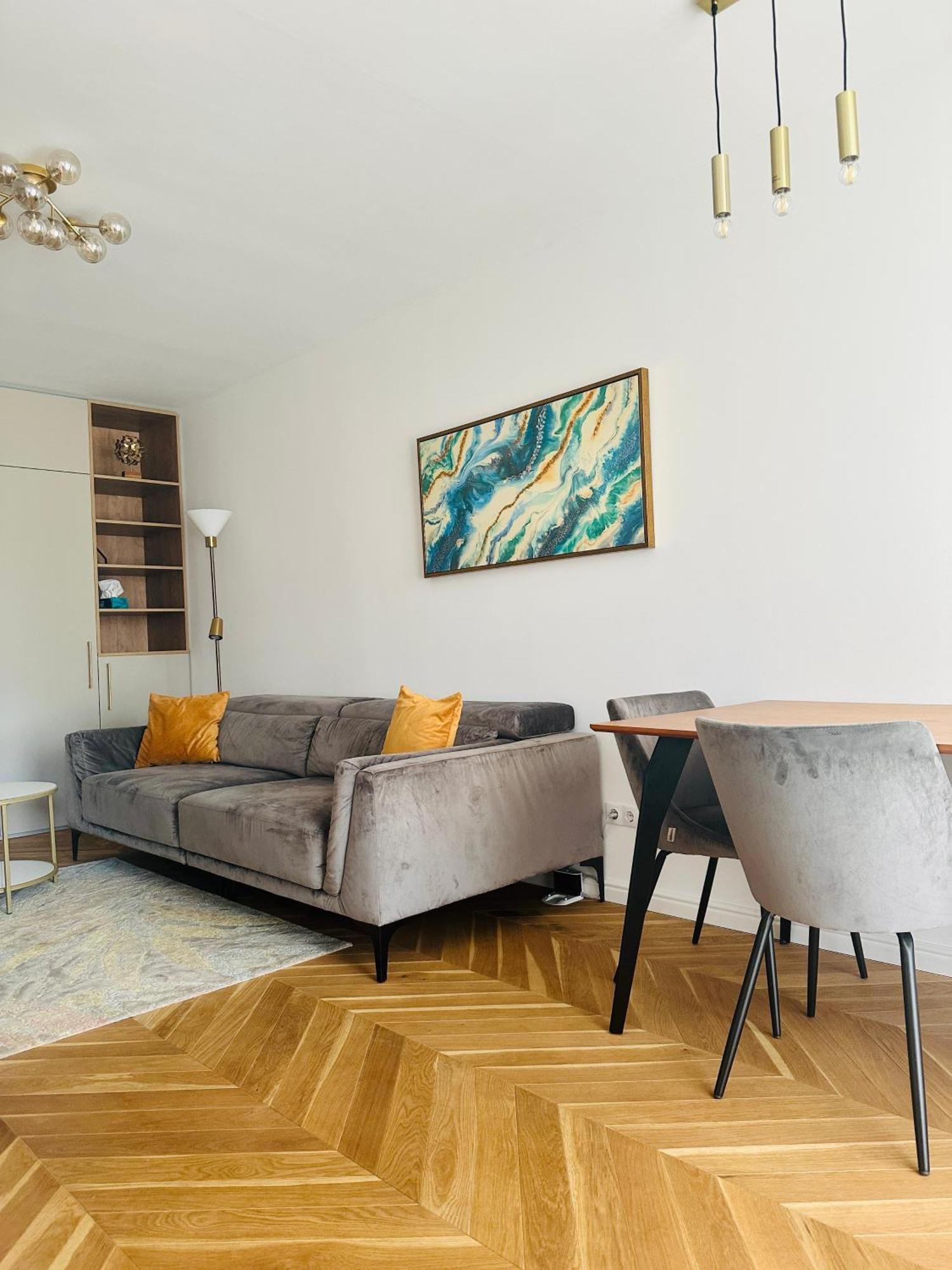Bel Dom - The Central, Spacious 2 Rooms Luxury Apartment Cluj-Napoca Buitenkant foto